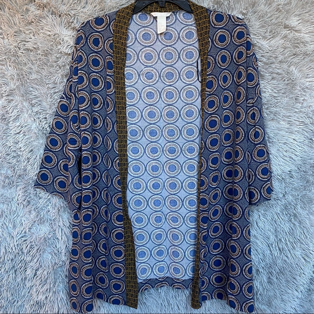H&M WOMAN KIMONO- SIZE MEDIUM